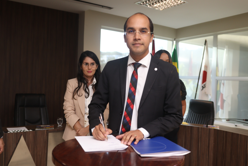 Advogado Isaque Lins toma posse como presidente da Junta Governativa da Subseção de Porto Calvo